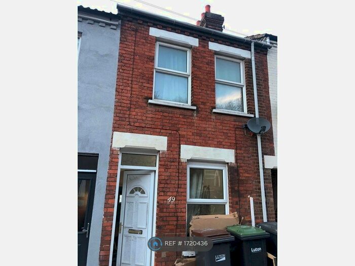 2 Bedroom Terraced House To Rent In Hartley Road, Luton, LU2