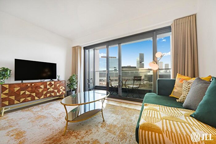 1 Bedroom Apartment To Rent In Legacy Tower, London, E15