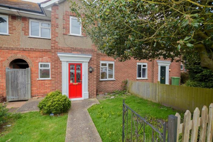 3 Bedroom Terraced House To Rent In The Hydneye, Hampden Park, Eastbourne, BN22