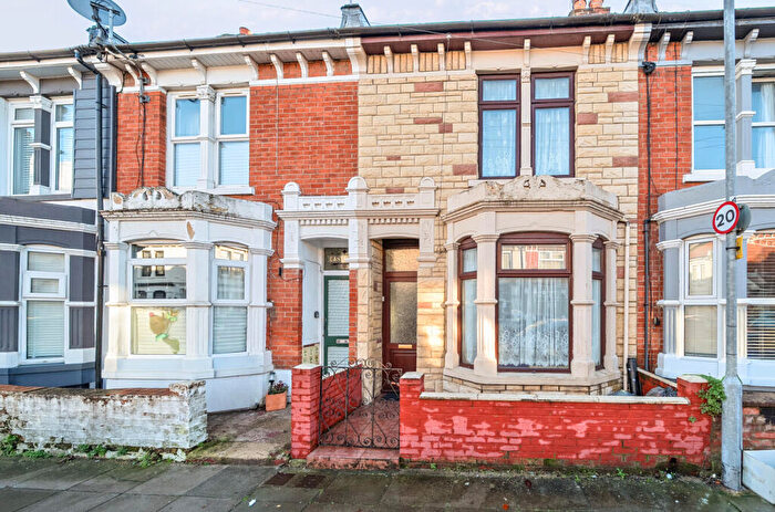 3 Bedroom Terraced House For Sale In Wallington Road, Portsmouth, Hampshire, PO2