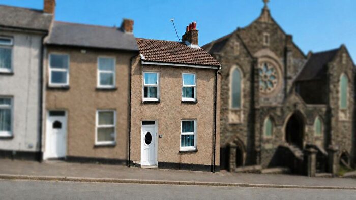 2 Bedroom Terraced House For Sale In Albert Avenue, Newport, NP19