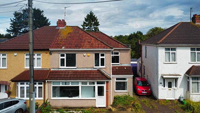 5 Bedroom Semi-Detached House For Sale In Station Road, Kingswood, Bristol, BS15
