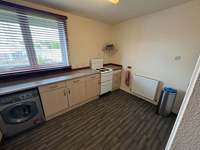 2 Bedroom Flat To Rent In Dundee, DD2