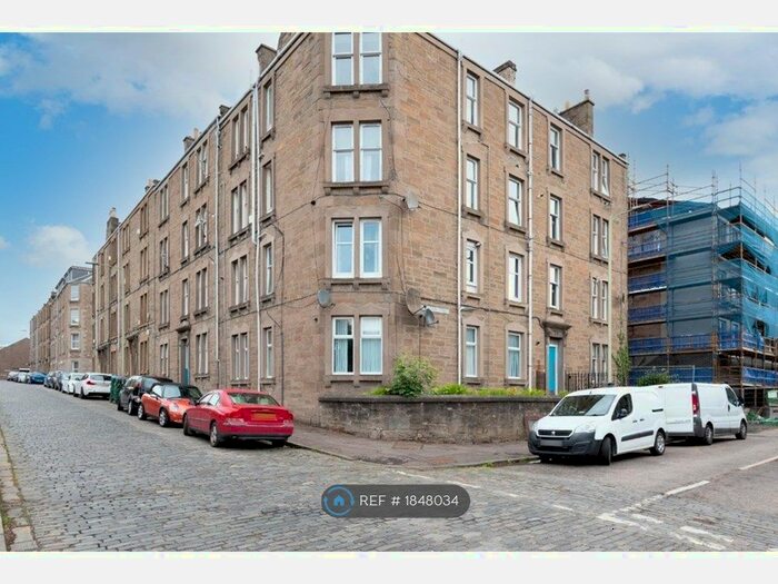 3 Bedroom Flat To Rent In Buchanan Street, Dundee, DD4