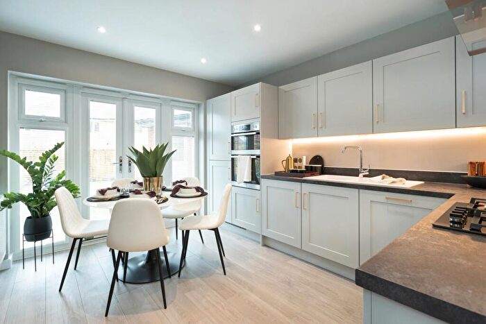3 Bedroom Semi-Detached House For Sale In Juniper Avenue Whiston Liverpool, L35