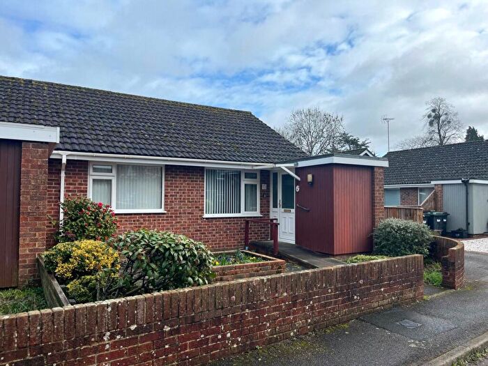 2 Bedroom Bungalow For Sale In Kingsfield, Ringwood, Hampshire, BH24
