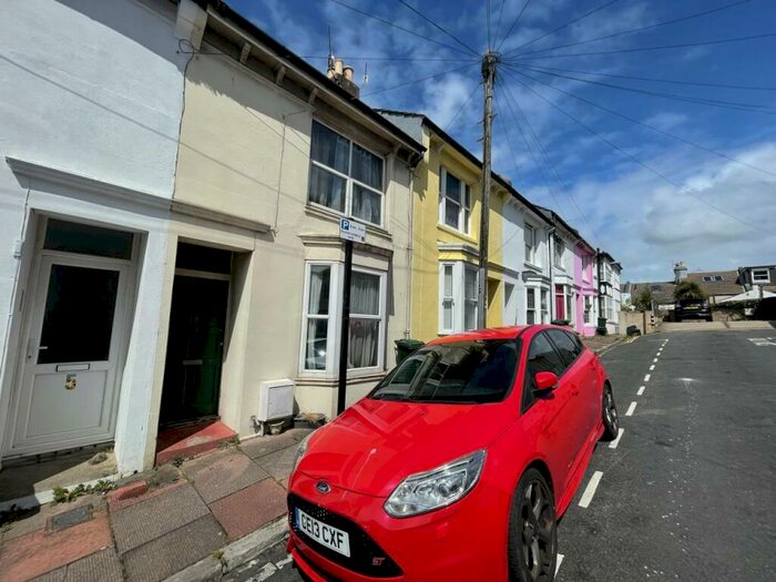 2 Bedroom House To Rent In Roundhill Street, Brighton, BN2