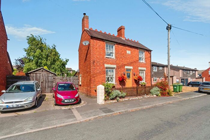 3 Bedroom Detached House For Sale In Victoria Street, Broomhill, Cannock, WS11