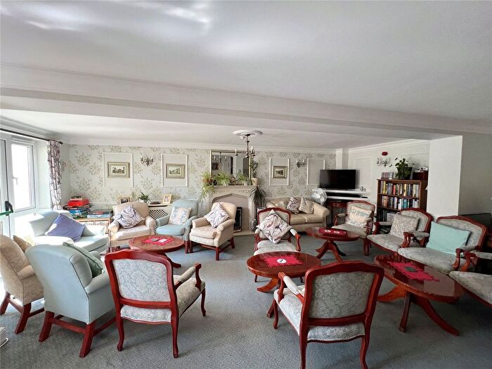 1 Bedroom Flat For Sale In Blenheim Road, Minehead, TA24