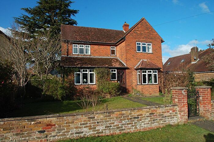 4 Bedroom Detached House For Sale In Nortoft Road, Chalfont St. Peter, Gerrards Cross, SL9