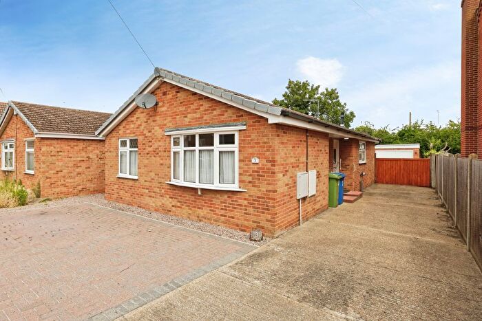 3 Bedroom Detached Bungalow For Sale In Dreadnought Avenue, Sheerness, ME12