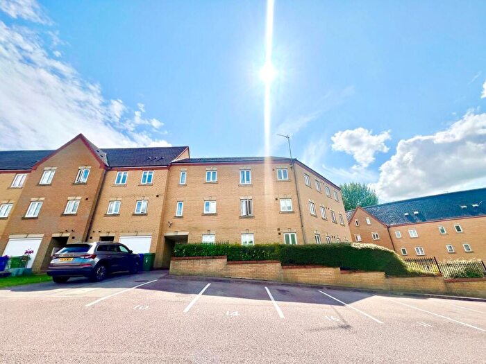 2 Bedroom Flat To Rent In Brook View, Grange Park, Northampton, NN4