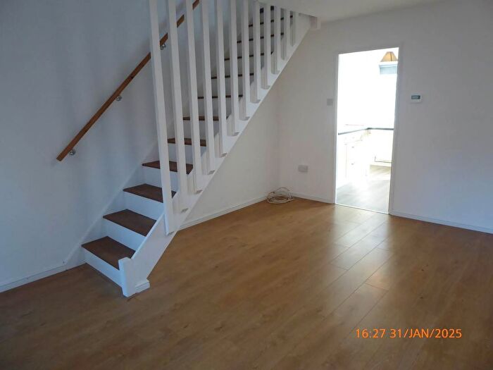 2 Bedroom End Of Terrace House To Rent In Bryn Gorwel, Carmarthen, SA31