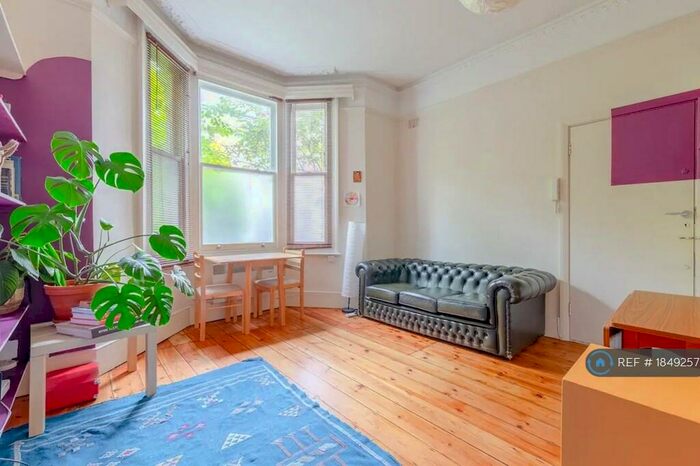 1 Bedroom Flat To Rent In Rona Road, London, NW3