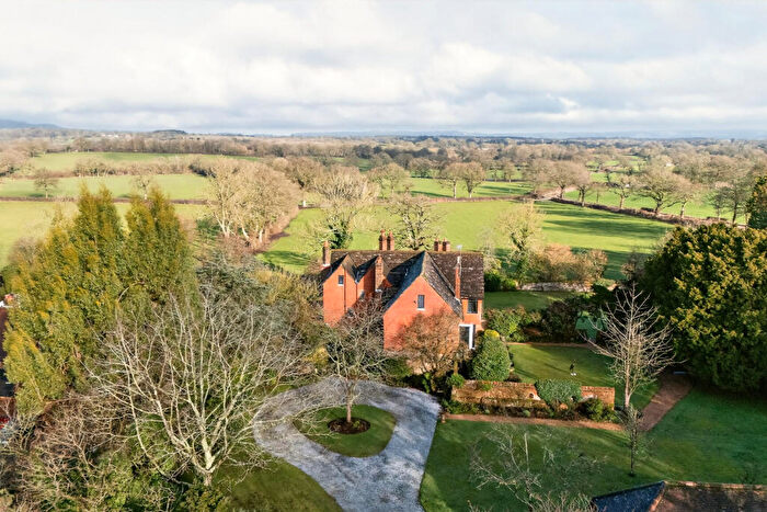 6 Bedroom House For Sale In Temple Lane, Dorking, RH5