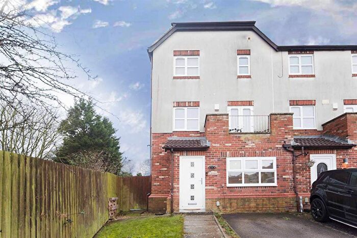 4 Bedroom Semi-Detached House For Sale In Stapylton Drive, Horden, Peterlee, SR8