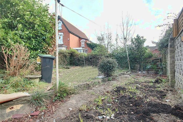 2 Bedroom Maisonette To Rent In Putney Road, Enfield, EN3