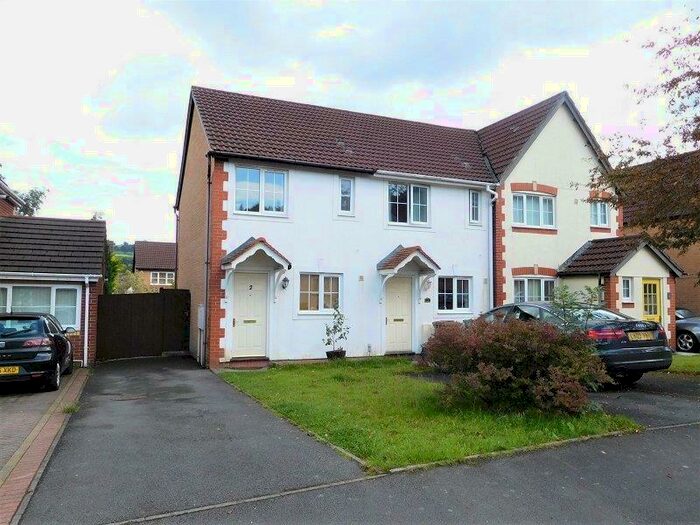 2 Bedroom End Of Terrace House To Rent In Ystrad Mynach, Hengoed, CF82
