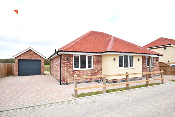 3 Bedroom Detached Bungalow For Sale In The Meadows, Little Clacton, CO16
