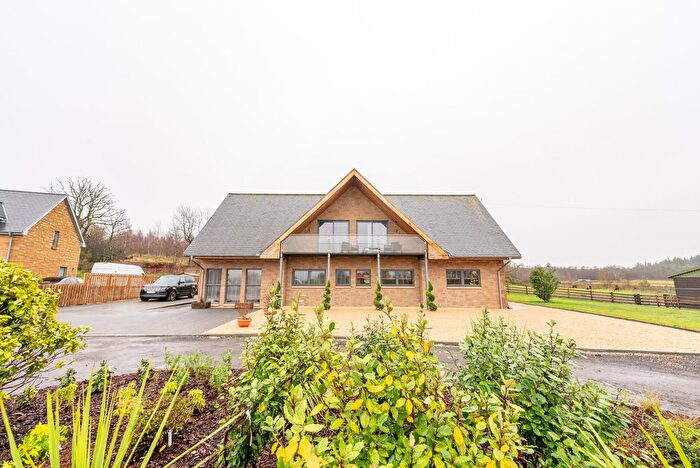 5 Bedroom Detached House For Sale In Limekilns, Millcroft Road, Cumbernauld, G67