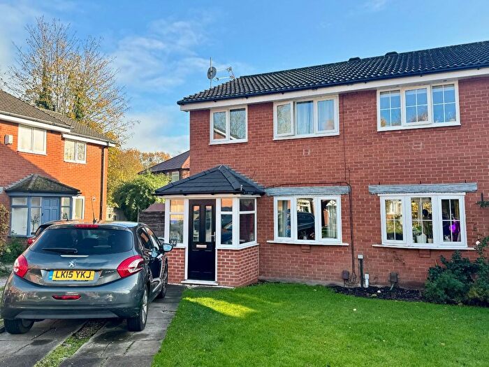 3 Bedroom Semi-detached House For Sale In Bolesworth Close, Chorlton, M21