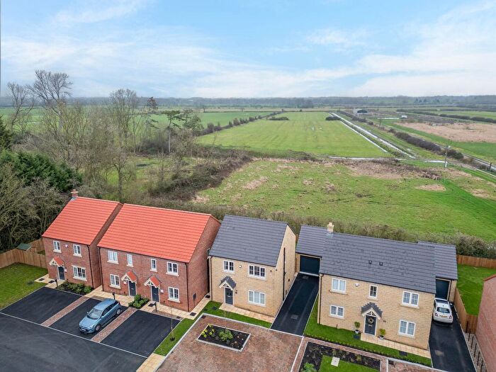 3 Bedroom Detached House For Sale In Hawthorn Fields, Rufforth, YO23