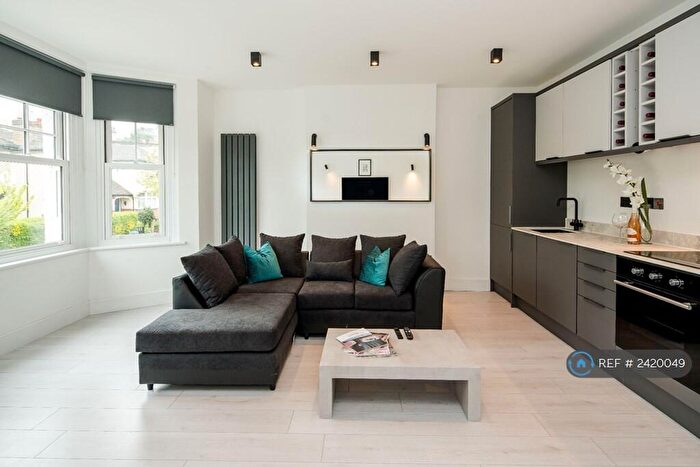 1 Bedroom Flat To Rent In Temple Road, Croydon, CR0