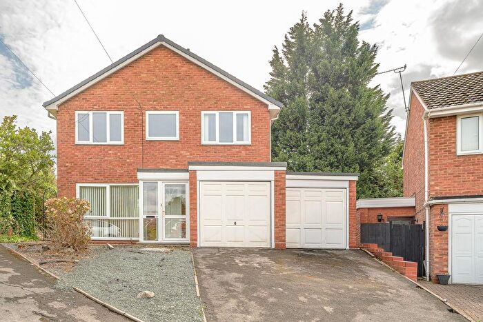 4 Bedroom Detached House For Sale In Copperbeech Close, Harborne, Birmingham, B32