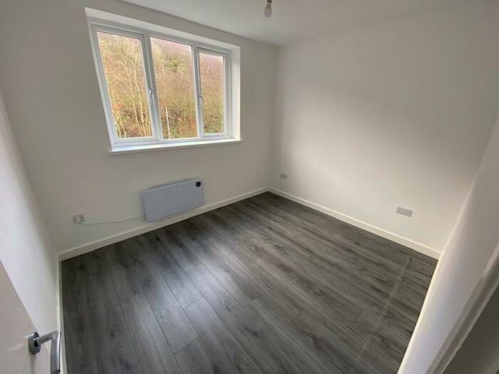2 Bedroom Apartment To Rent In Pontygwaith, Ferndale, CF43