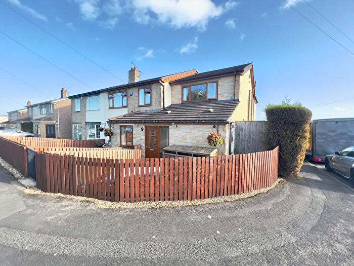 5 Bedroom Semi Detached House For Sale In Southway, Eldwick, Bingley, BD16