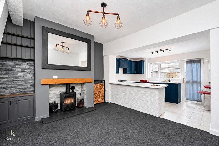 3 Bedroom Terraced House To Rent In Selborne Street, Blackburn, BB2