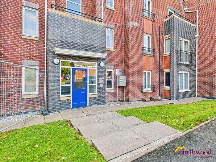 2 Bedroom Flat For Sale In Scholars Court, Hartshill, ST4
