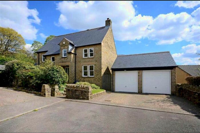 4 Bedroom Detached House For Sale In Fidlers Close, Bamford, Hope Valley, S33