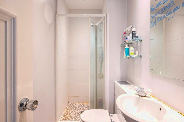 2 Bedroom Flat To Rent In Daventry Street, Marylebone, London, NW1