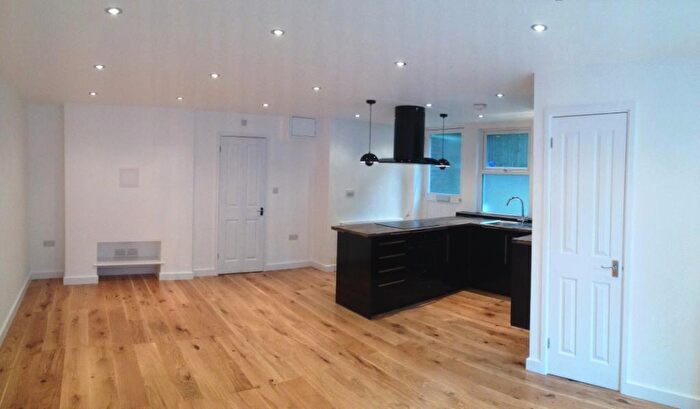 1 Bedroom Apartment To Rent In Ground, Langland Gardens, Hampstead, NW3