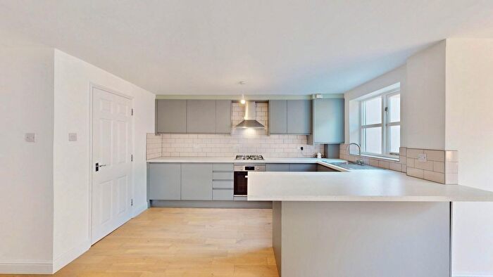 4 Bedroom Terraced House For Sale In Plough Way, London, SE16