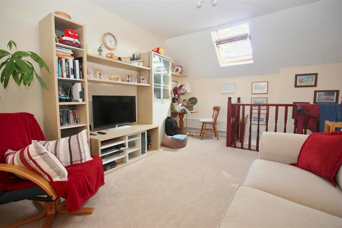 2 Bedroom Terraced House To Rent In William Street, Weymouth, DT4