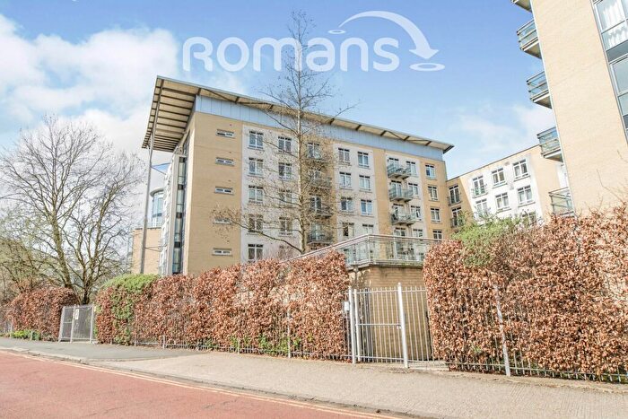 2 Bedroom Flat To Rent In The Meridian, Kenavon Drive, Reading, RG1