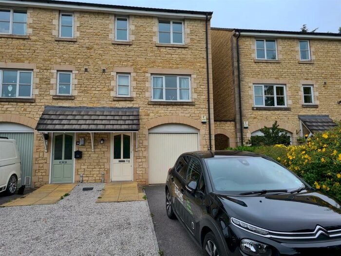 4 Bedroom End Of Terrace House To Rent In Waterloo Road, Radstock, BA3