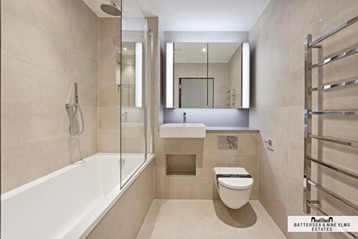 2 Bedroom Apartment To Rent In Senate Building, Lexington Gardens, SW11