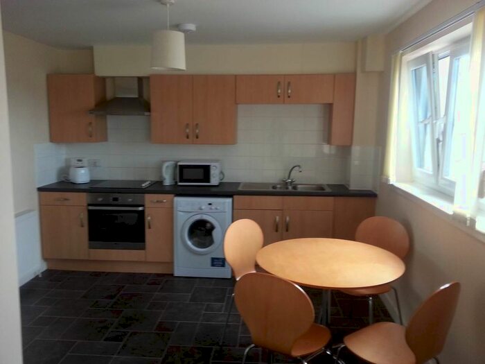 3 Bedroom Flat To Rent In Bellfield Street, Dundee, DD1