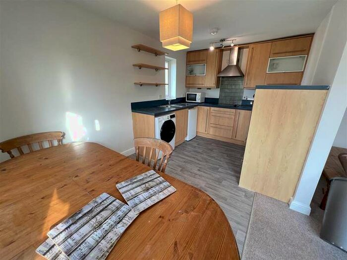 2 Bedroom Flat To Rent In Sovereign Place, Apollo Way, Cambridge, CB4