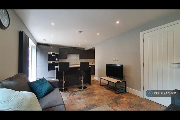 6 Bedroom Terraced House To Rent In Standean Close, Brighton, BN1