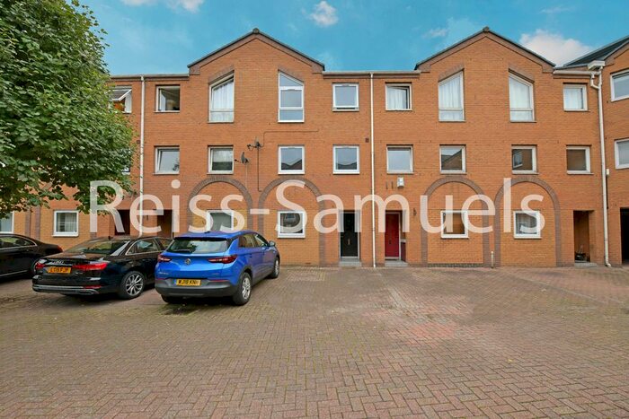5 Bedroom Terraced House To Rent In Cyclops Mews, Isle Of Dogs, Canary Wharf, London, E14