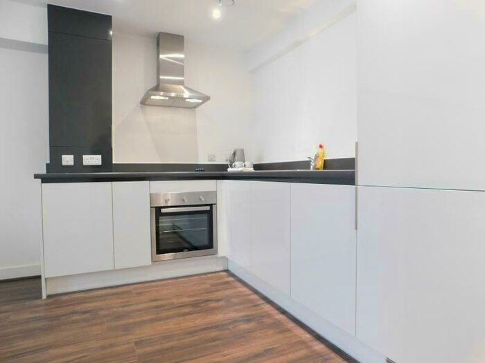 2 Bedroom Apartment To Rent In The Drapery, Fabrick Square, Lombard Street, Digbeth, Birmingham, B12