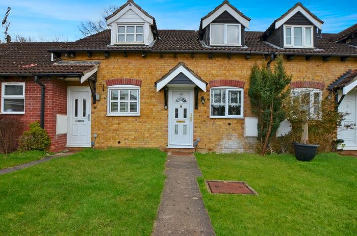 1 Bedroom Terraced House For Sale In Park Road, Sawston, Cambridge, CB22