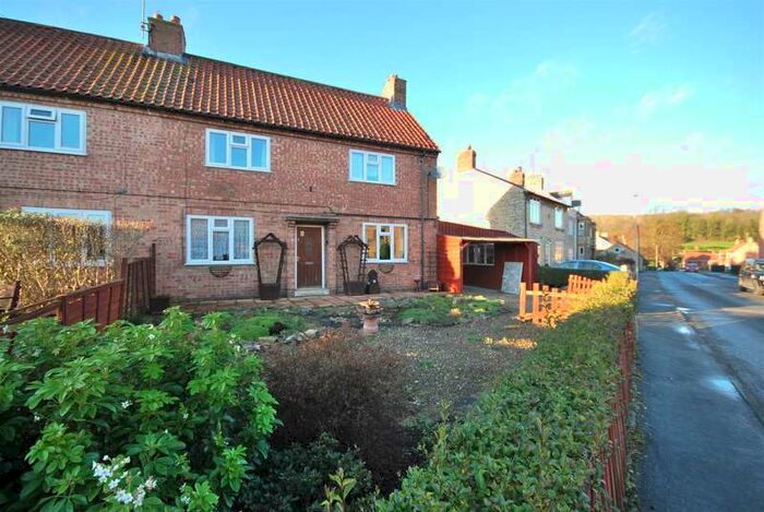 3 Bedroom House For Sale In Castlegarth, Thornton-le-dale, Pickering, YO18