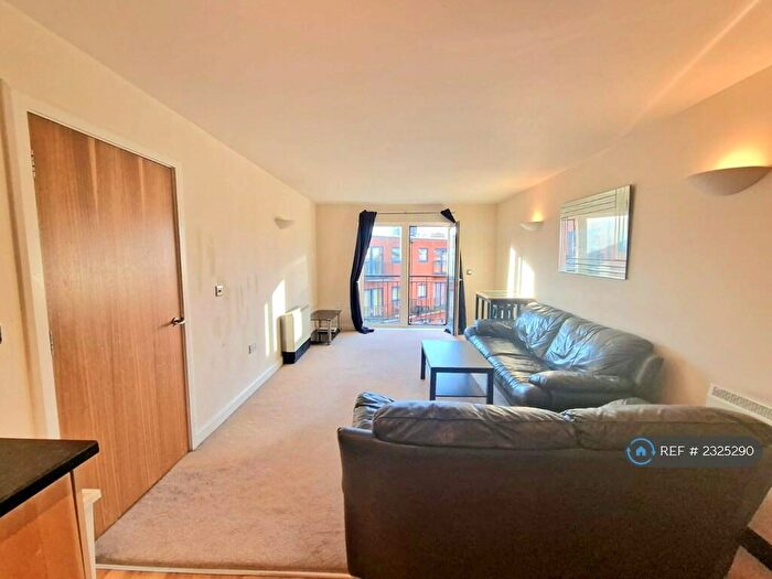 1 Bedroom Flat To Rent In Washington Wharf, Birmingham, B1
