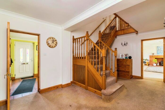 5 Bedroom Detached House For Sale In Lee Gardens, Beccles, Suffolk, NR34
