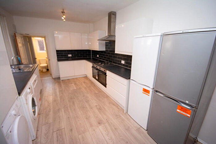 7 Bedroom Terraced House To Rent In Jesmond, Newcastle Upon Tyne, NE2
